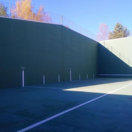 Las Margas. Golf. Bici. Esqui. Piscina. Sabinanigo Exterior photo